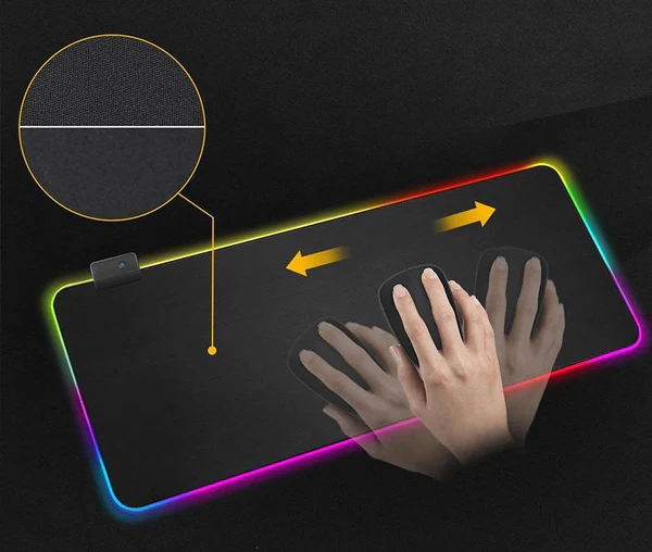 RGB Pelihiirimatto 13 Valotilalla, Nano-Teksturoitu Pinta & Liukumaton Pohja