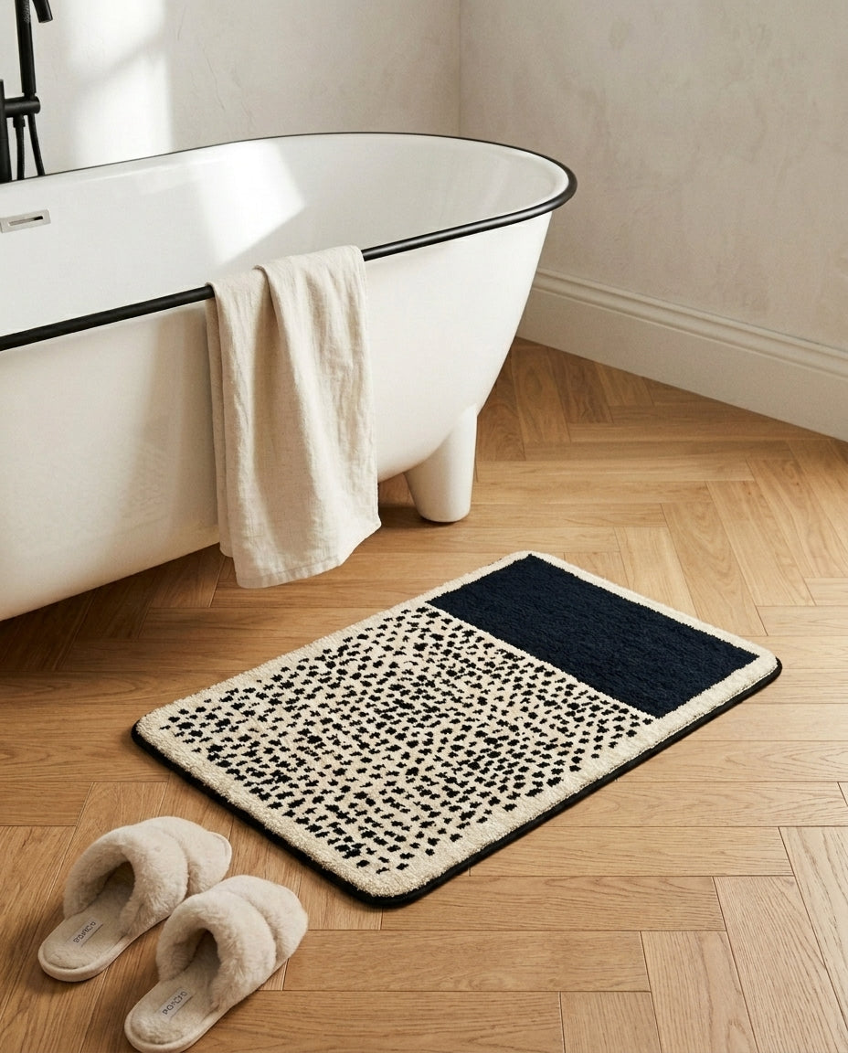 Käsintehdyt abstrakti kylpyhuonematto – pehmeä ja liukumaton