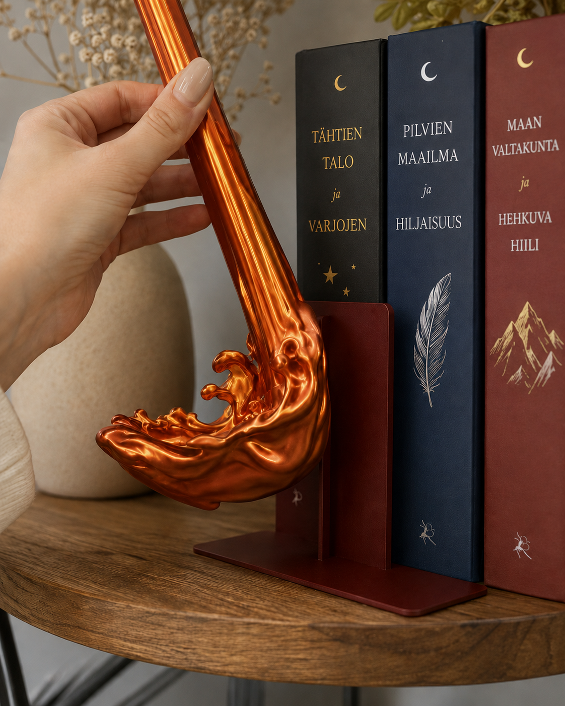 Emberwing Shelf Dragon – Valaiseva Hyllylohikäärme