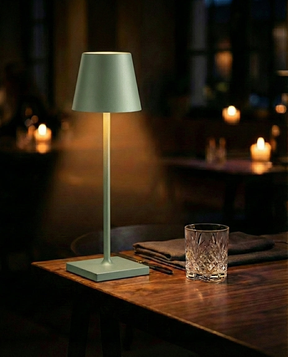 Langaton ladattava pöytävalaisin | LumiereAura