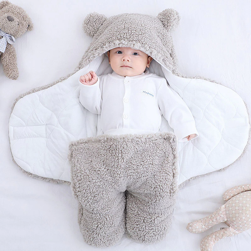 BabyBear Nallepeitto – Pehmeä ja lämmin vauvanpeitto ulkoiluun