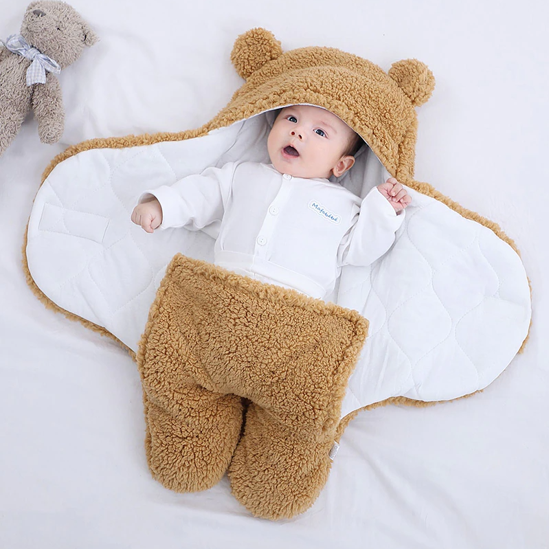 BabyBear Nallepeitto – Pehmeä ja lämmin vauvanpeitto ulkoiluun